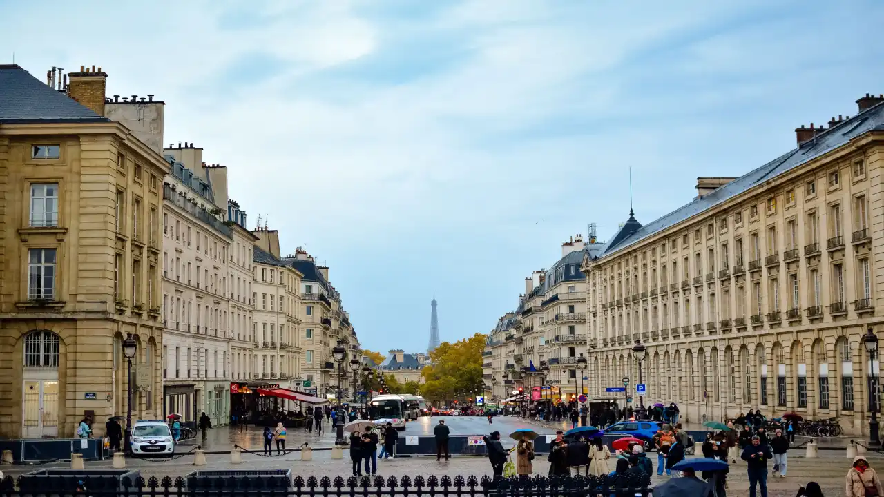 Paris Streets That Capture the City's Timeless Beauty