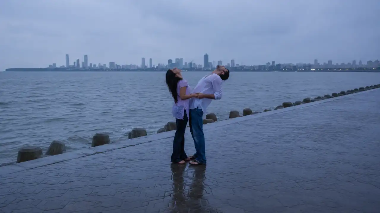 Visit These Iconic Bollywood Movie Locations in India