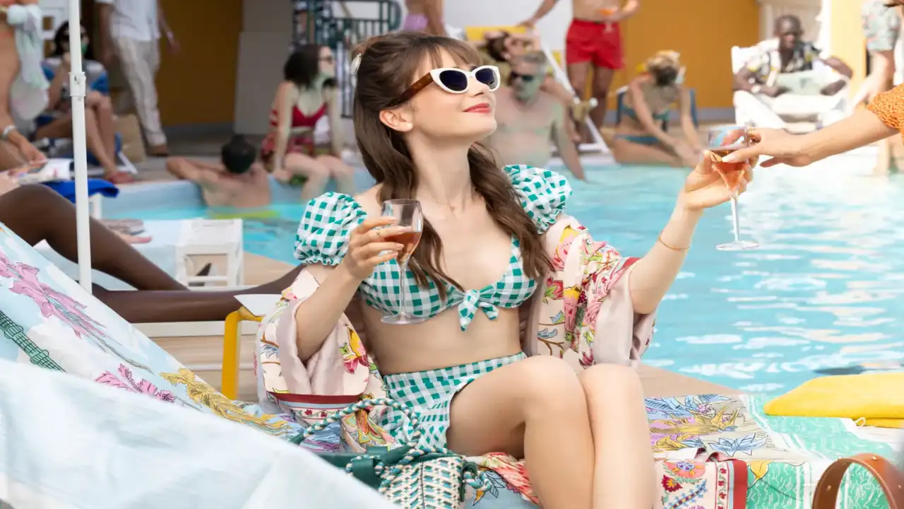 Obsessed With Emily in Paris? 10 Places in Paris You Need to See IRL