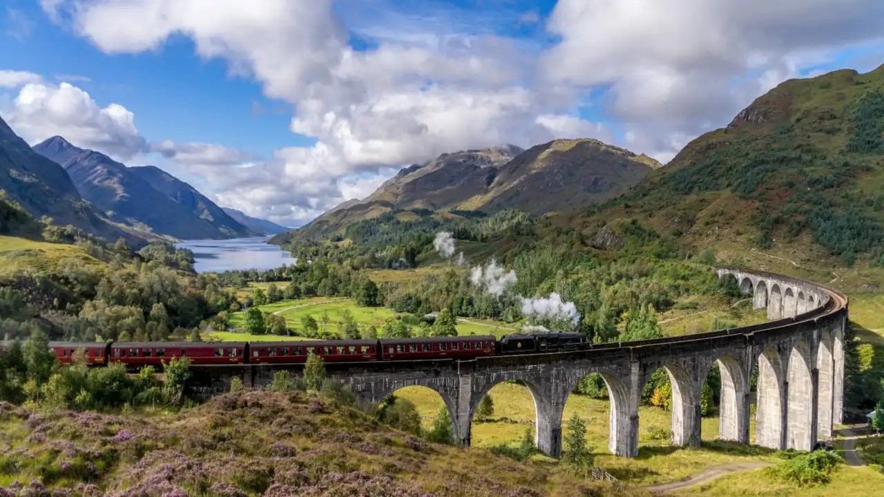 Glenfinnan Viaduct, Scotland