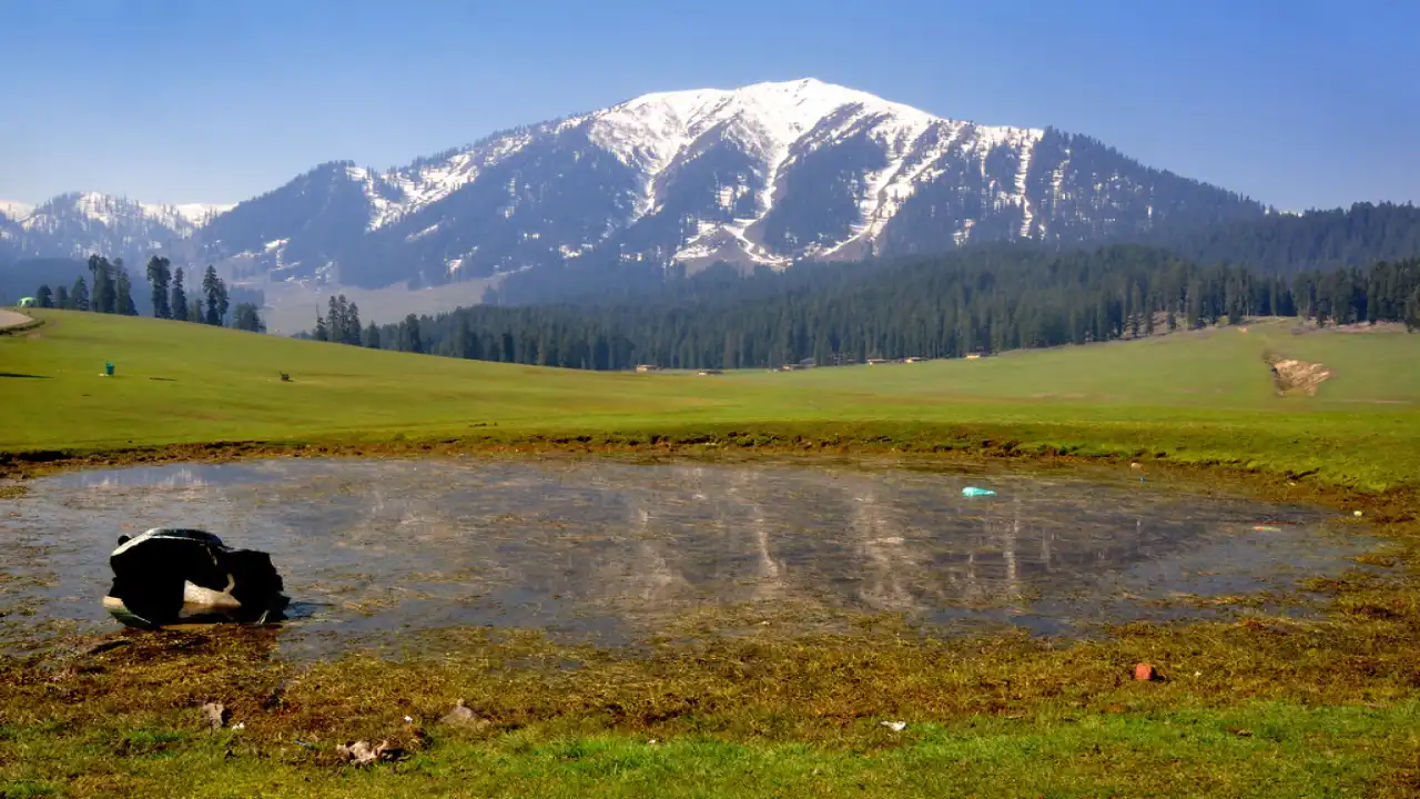 Doodhpathri: A Quieter Destination