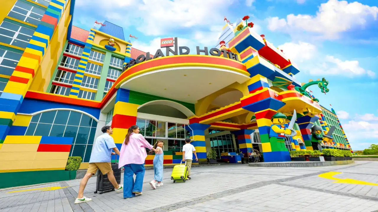 Johor Bahru: A Fun Theme Park Holiday