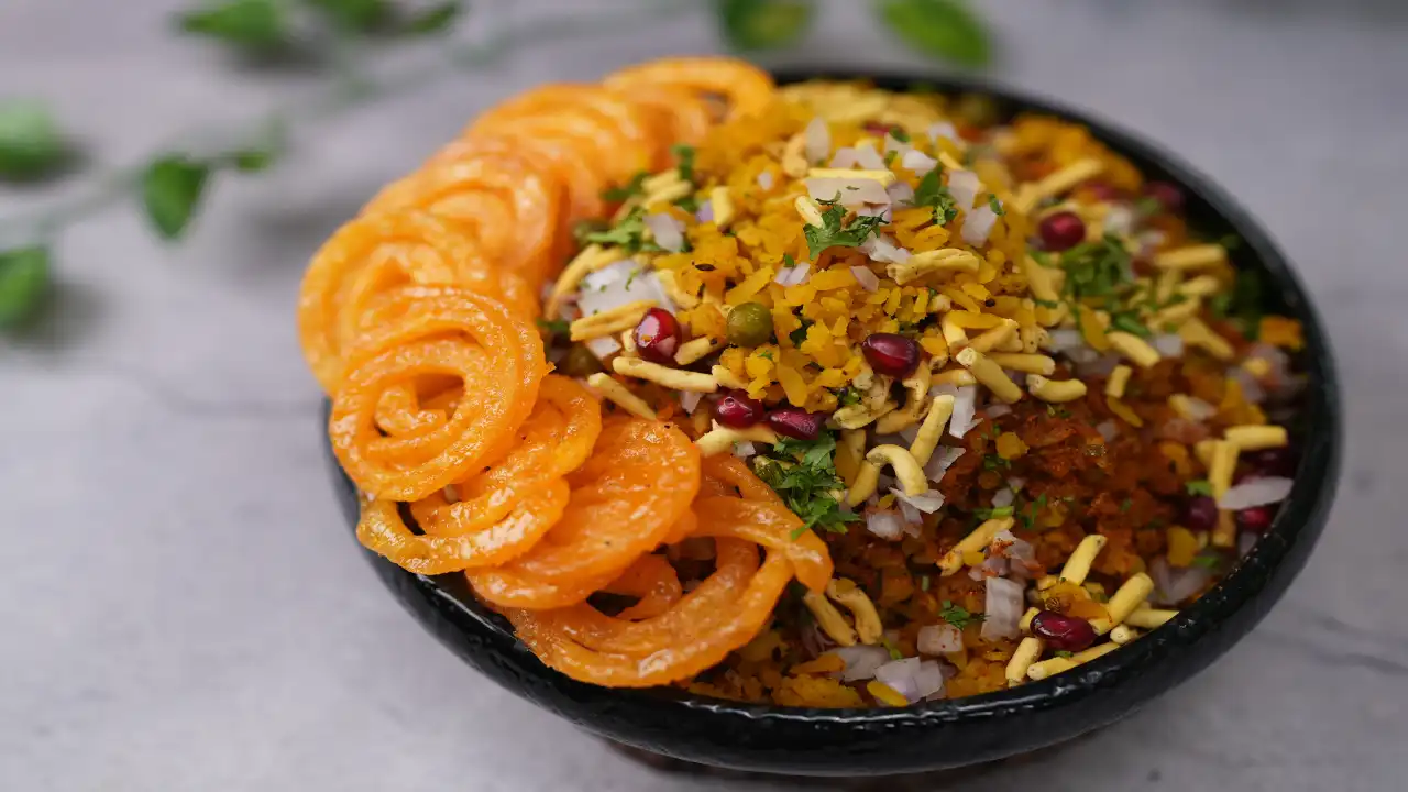 Famous Street Foods to Try in Indore