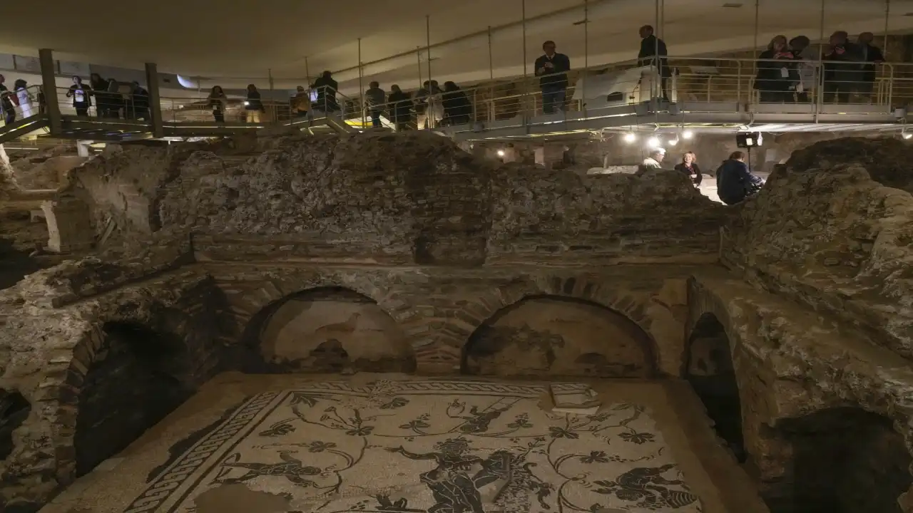 Vatican Necropolis: Discover Ancient History