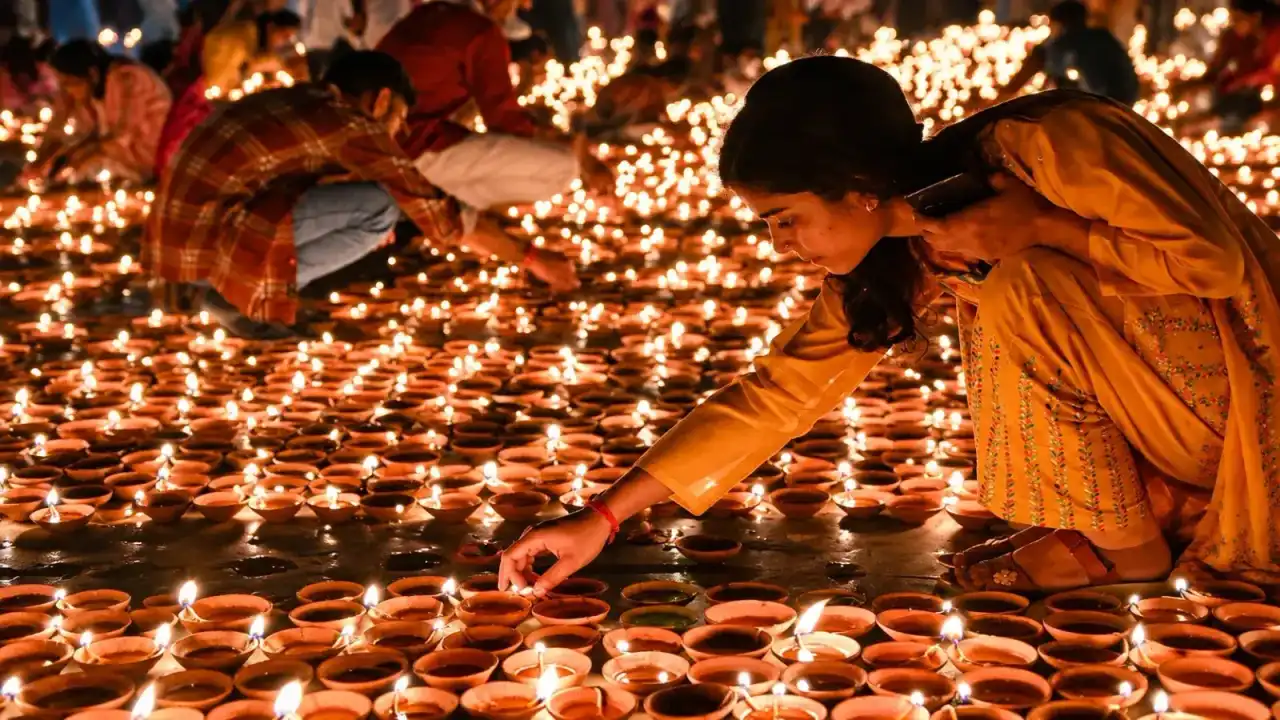 Diwali in Thailand vs India: How Different Are the Celebrations?