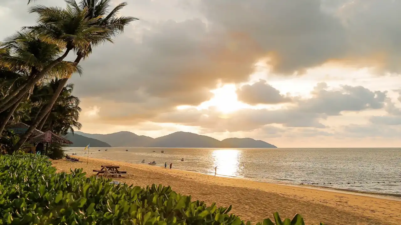 Batu Ferringhi Beach, Penang