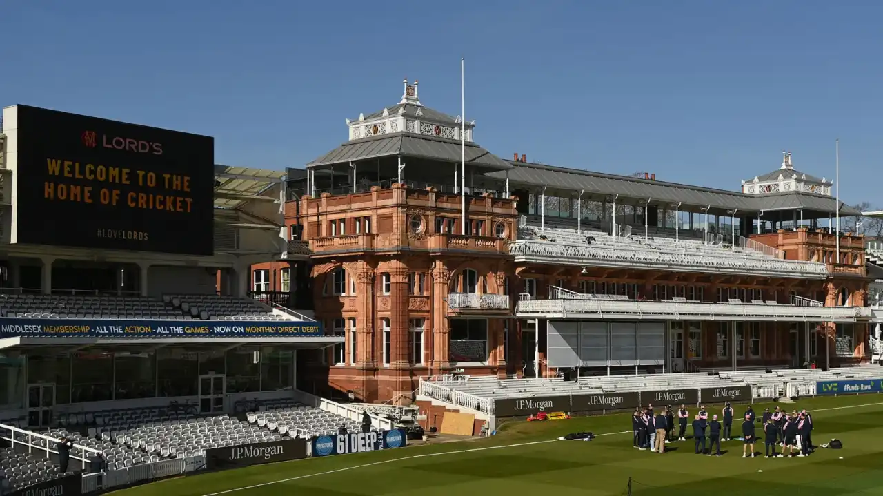 London, England: Lord’s Cricket Ground & The Oval