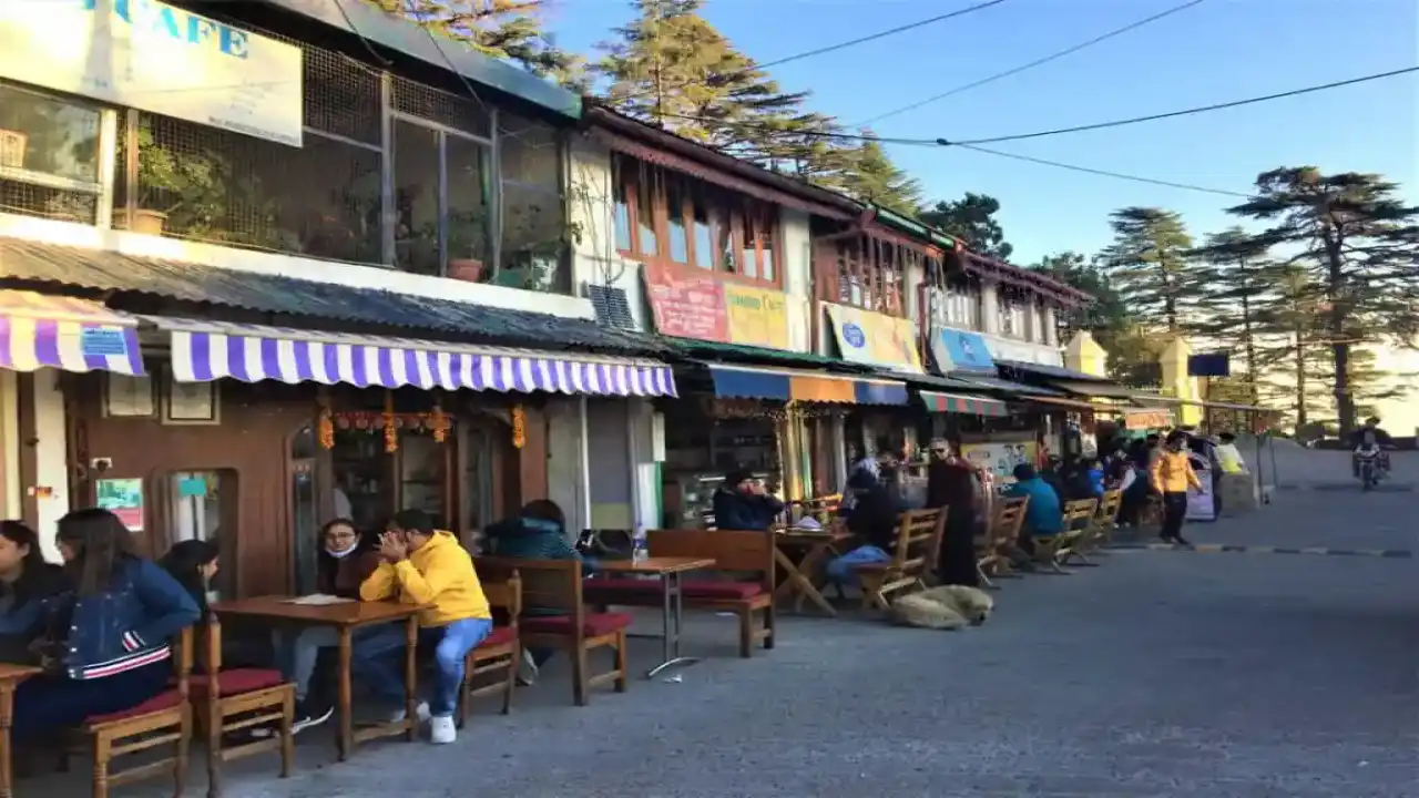 Char Dukan, Landour, Uttarakhand: Maggi and Chai