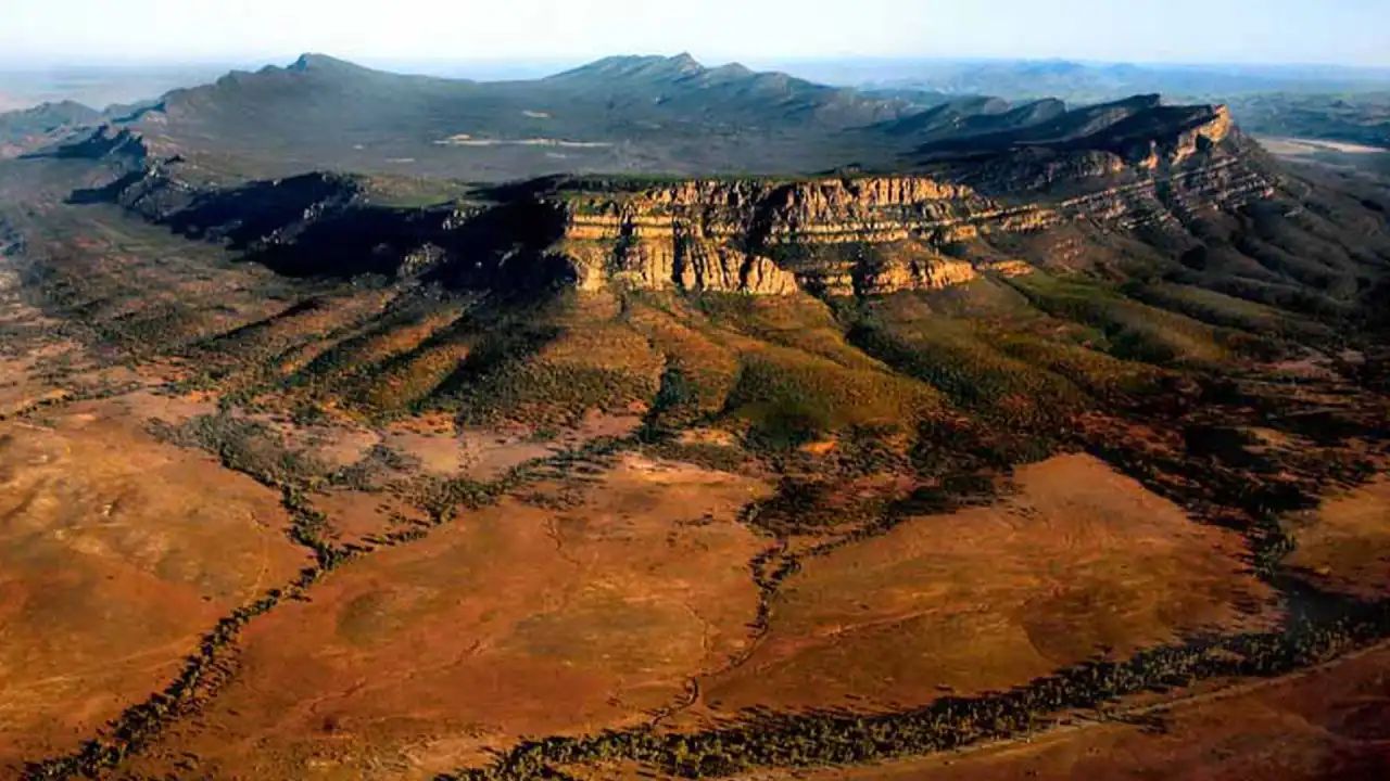 Wilpena Pound (South Australia)