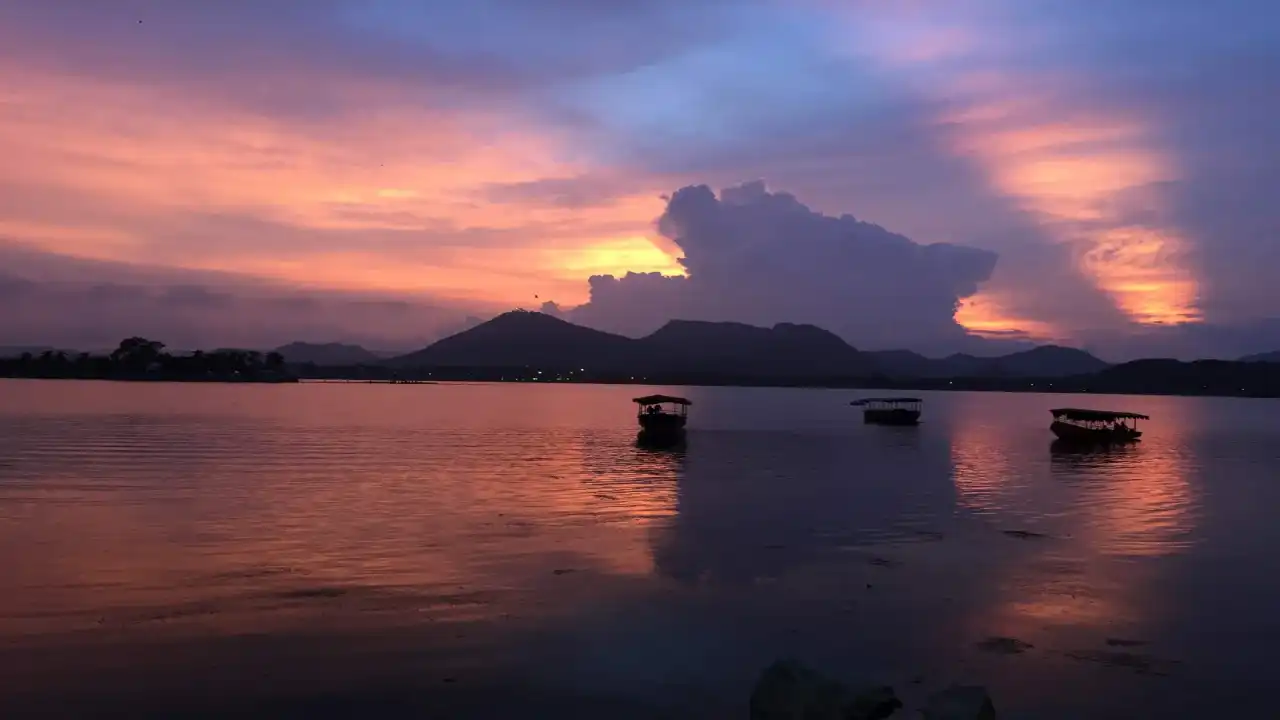 Rajasthan After Dark: Exploring the Cities After Sunset