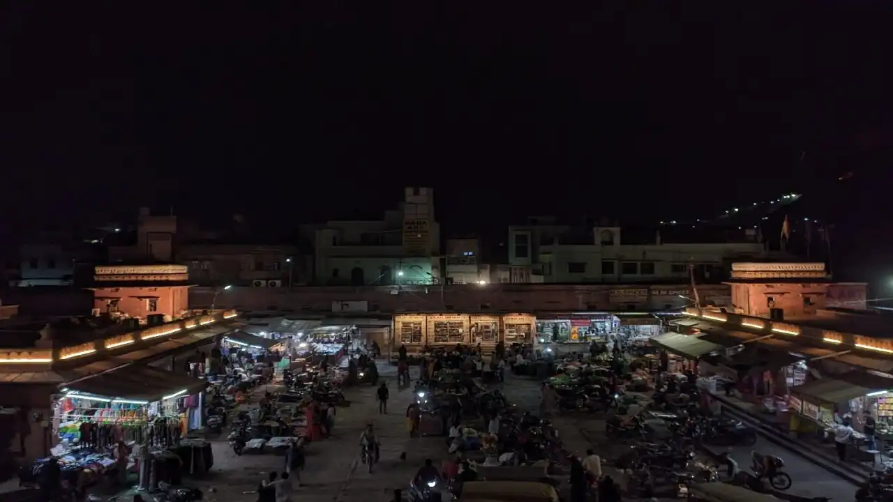 Pushkar: Experience the Spiritual Side of the Evening