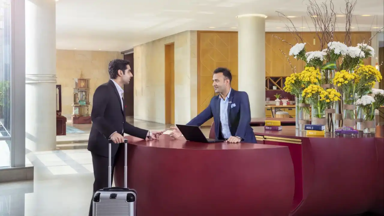 Indian Hospitality and Business Travel: What Makes It the Best Choice for Corporate Travelers?