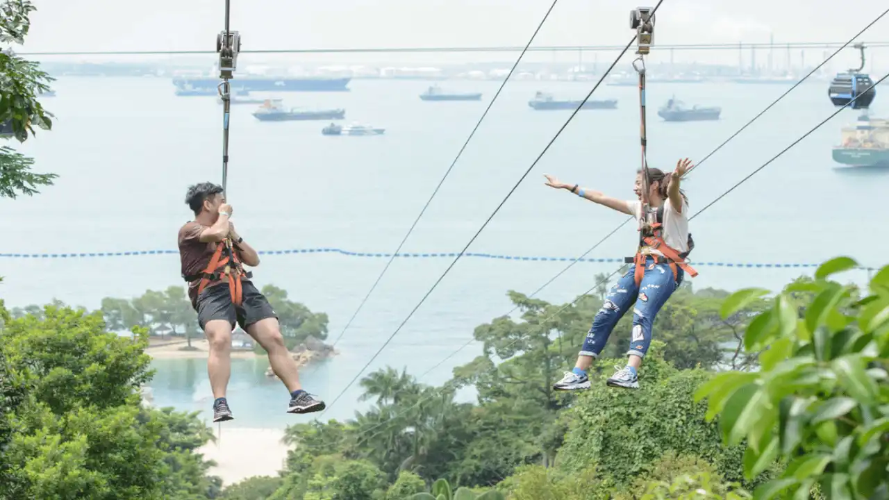 What Are the Top Tourist Attractions in Sentosa Island That Every Traveller Should Experience?