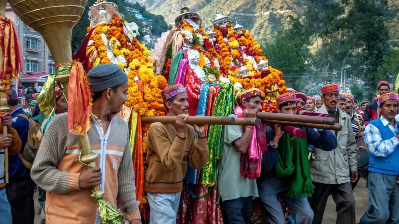 Dussehra in Kullu: A Surreal Experience You Were Missing Out On
