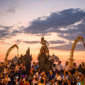 Love in Paradise: 8 Days Bali Honeymoon Tour Package