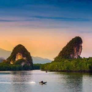 Thailand Family Holidays: A 7-Day Adventure