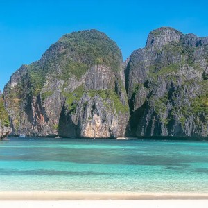 Thailand Family Holidays: A 7-Day Adventure