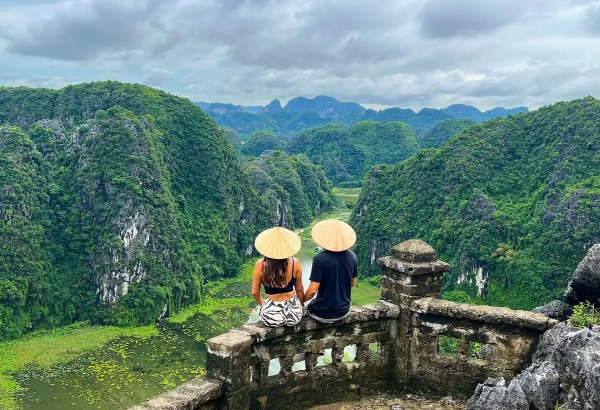 Vietnam Honeymoon Itinerary: Ho Chi Minh & Hanoi Romance