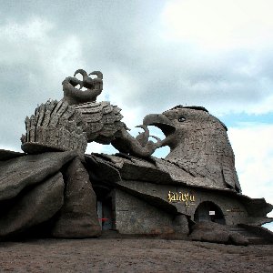 7 Nights 8 Days Kerala Itinerary: Perfect Romantic Escape for Honeymooners