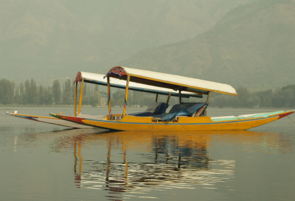 Across Meadows & Memories: Kashmir Holiday Package