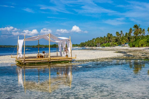 Classic Philippines Honeymoon Trip Experience — photo 1