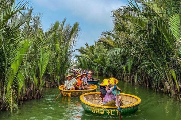 Vietnam Trip Package: Cities, Coast & Countryside — photo 3