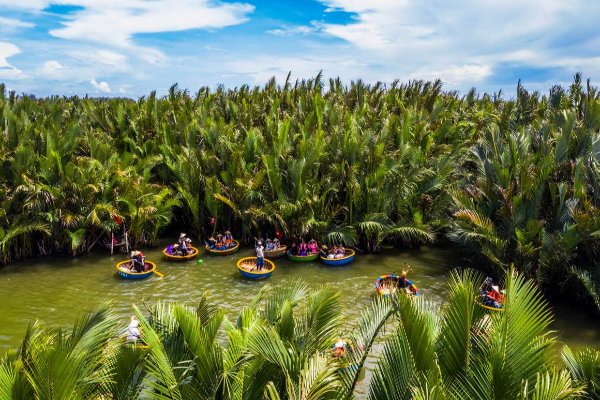 Danang Honeymoon Tour Package: A Perfect Romantic Escape — photo 1