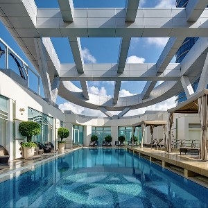 Discover Hong Kong & Macau with a 7 Nights 8 Days Holiday Package