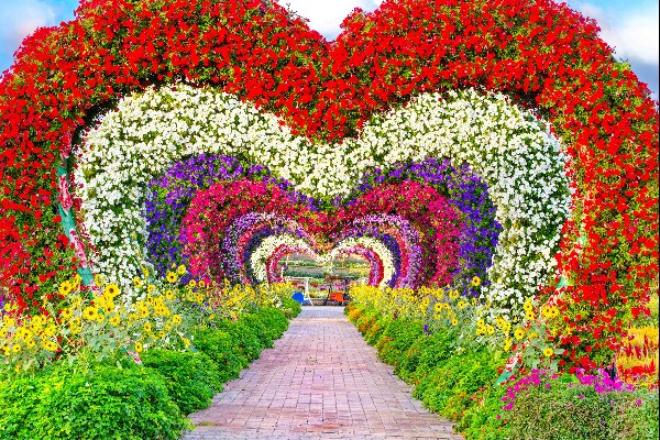 Dubai Trip Package: Luxury & Adventure Awaits — photo 3