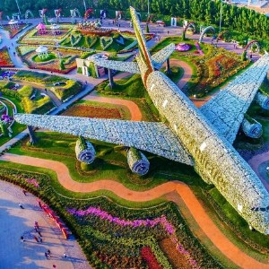 Dubai Trip Package: Luxury & Adventure Awaits