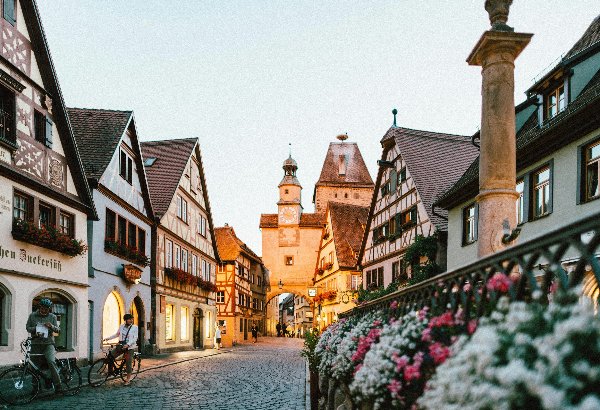 Germany Tour Package: Brussels to Amsterdam & Frankfurt Explorer