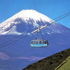 Japan Tour Itinerary Blending Modern Cities & Timeless Traditions