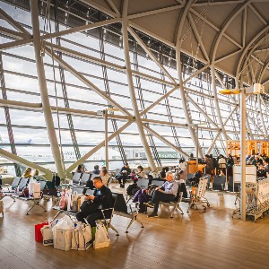 Japan Tour Itinerary Blending Modern Cities & Timeless Traditions