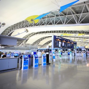 Japan Tour Itinerary Blending Modern Cities & Timeless Traditions