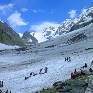 Kashmir Family Tour Package: Srinagar to Sonmarg Adventure