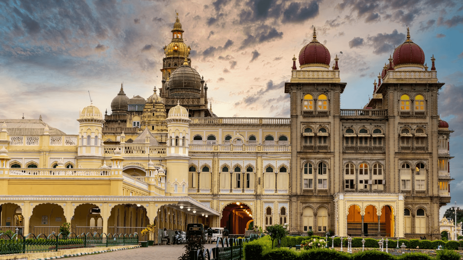 Kerala Family Package: Bangalore, Mysore, Wayanad & Coorg in 7 Days