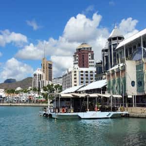 Mauritius Honeymoon Tours: 5-Day Romantic Escape