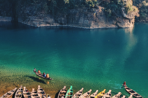 Meghalaya Tour Packages – Rainy Roads & Mountain Views — photo 2