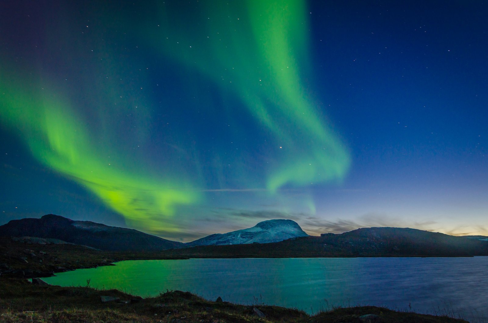 Norway Couple Tour Package: From Norwegian Fjords to Finnish Lapland