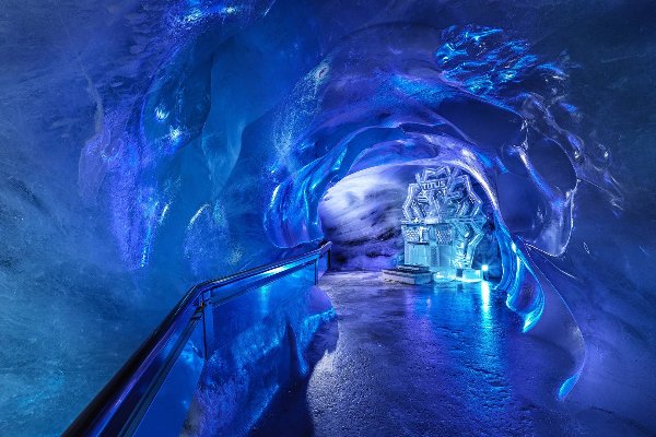 Paris and Switzerland Honeymoon Package: Alpine Escapes & Parisian Evenings — photo 1