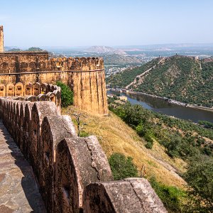 Rajasthan Trip Plan: 3 Nights 4 Days Jaipur and Ranthambore Family Tour