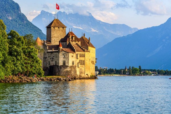 Switzerland to Paris Package: Dreamy Escape — photo 3