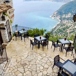 Switzerland to Paris Tour Package: Dreamy Escape