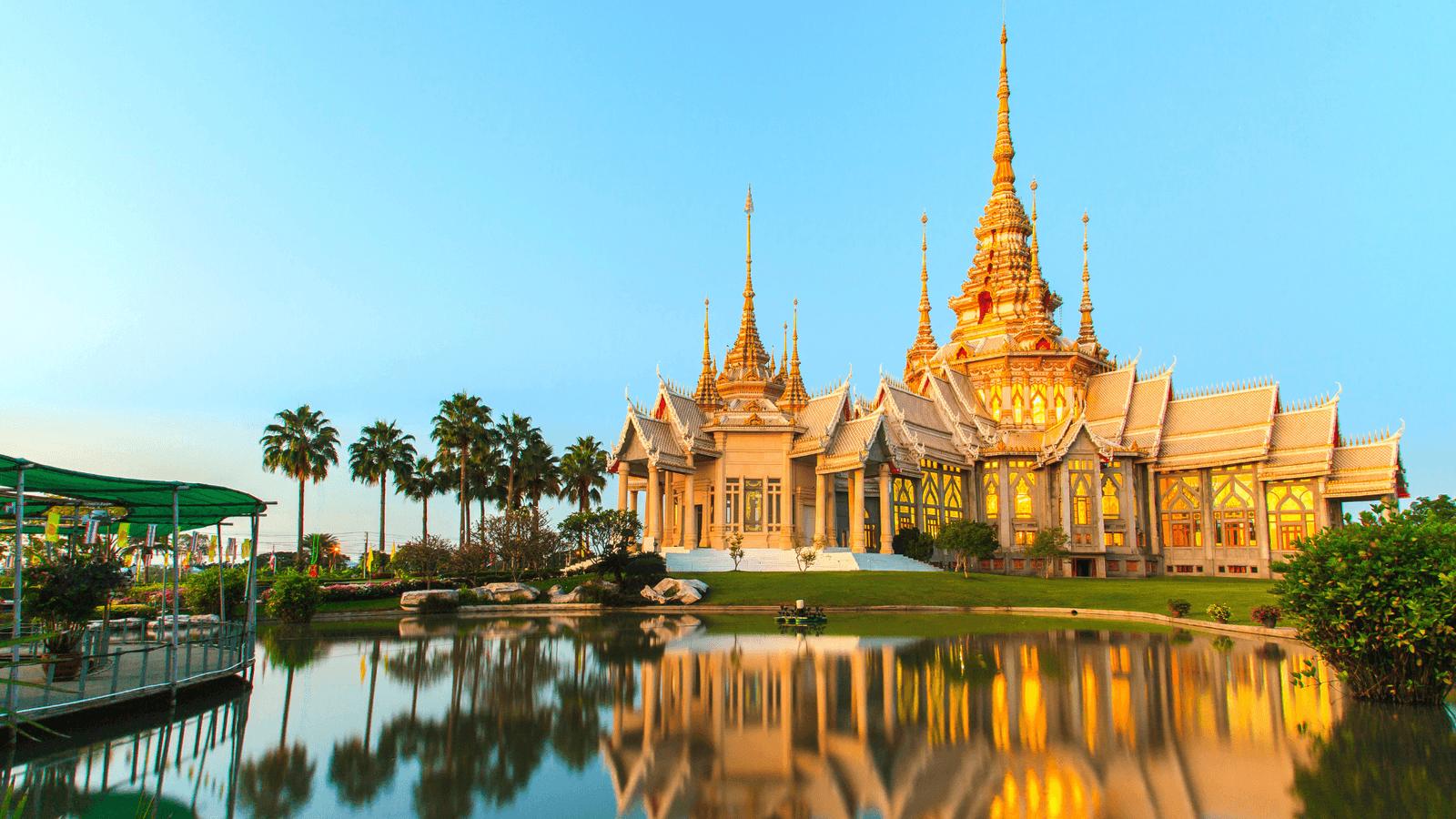 Thailand Family Holidays: A 7-Day Adventure