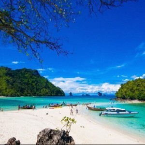 Two Hearts, One Journey: Dreamy Thailand Trip Couple Package