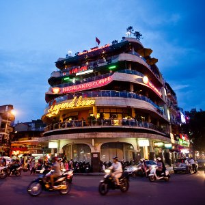 Vietnam Family Holiday Package: Discover Hanoi, Ninh Binh, and Halong Bay Together