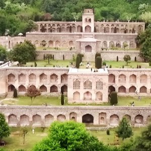 Where Love Meets the Mountains: Kashmir Couple Package