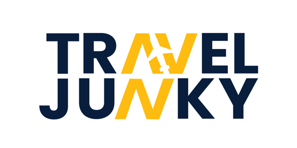 Travel Junky Logo